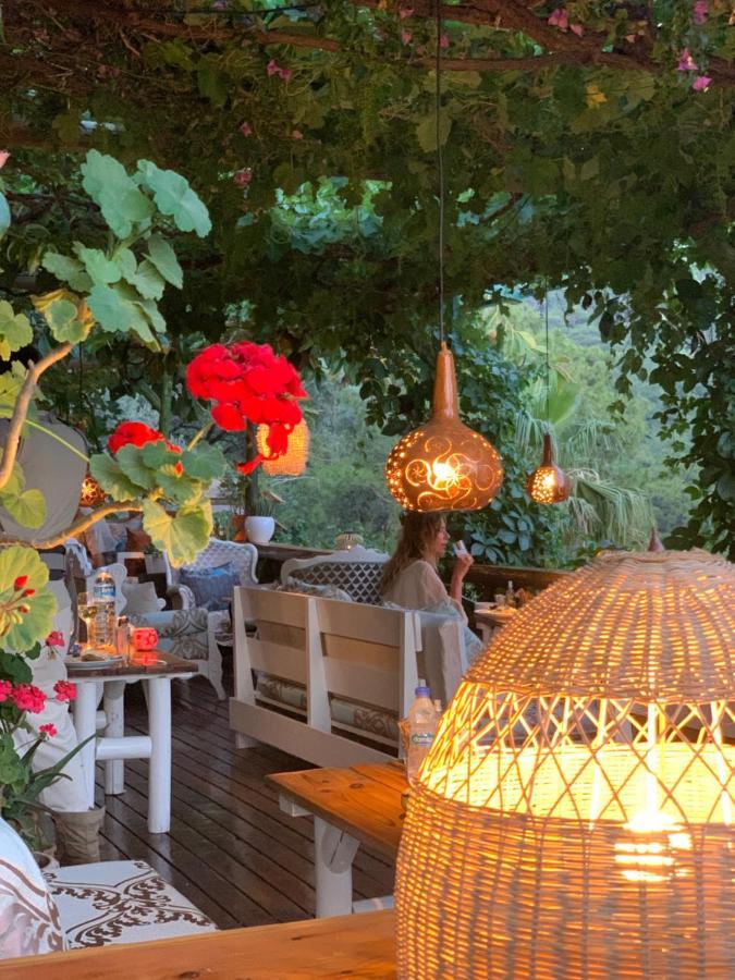 Large Bungalow With Sea View In Kabak Bay, Oeluedeniz Фетие Екстериор снимка