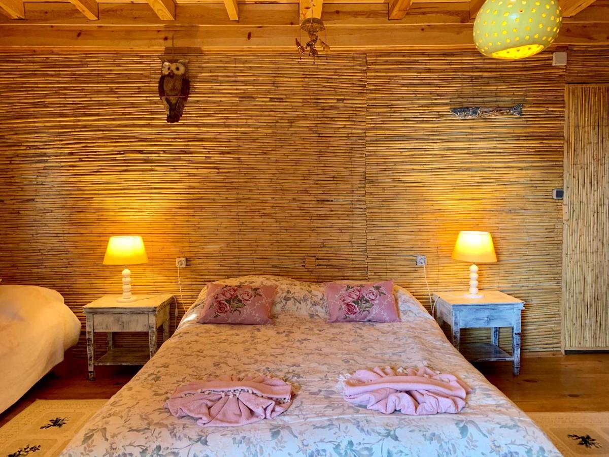 Large Bungalow With Sea View In Kabak Bay, Oeluedeniz Фетие Екстериор снимка